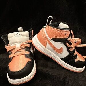 AUTHENTIC NWT from StockX-JORDAN 1 MID GS “LIGHT MADDER ROOT" 6C